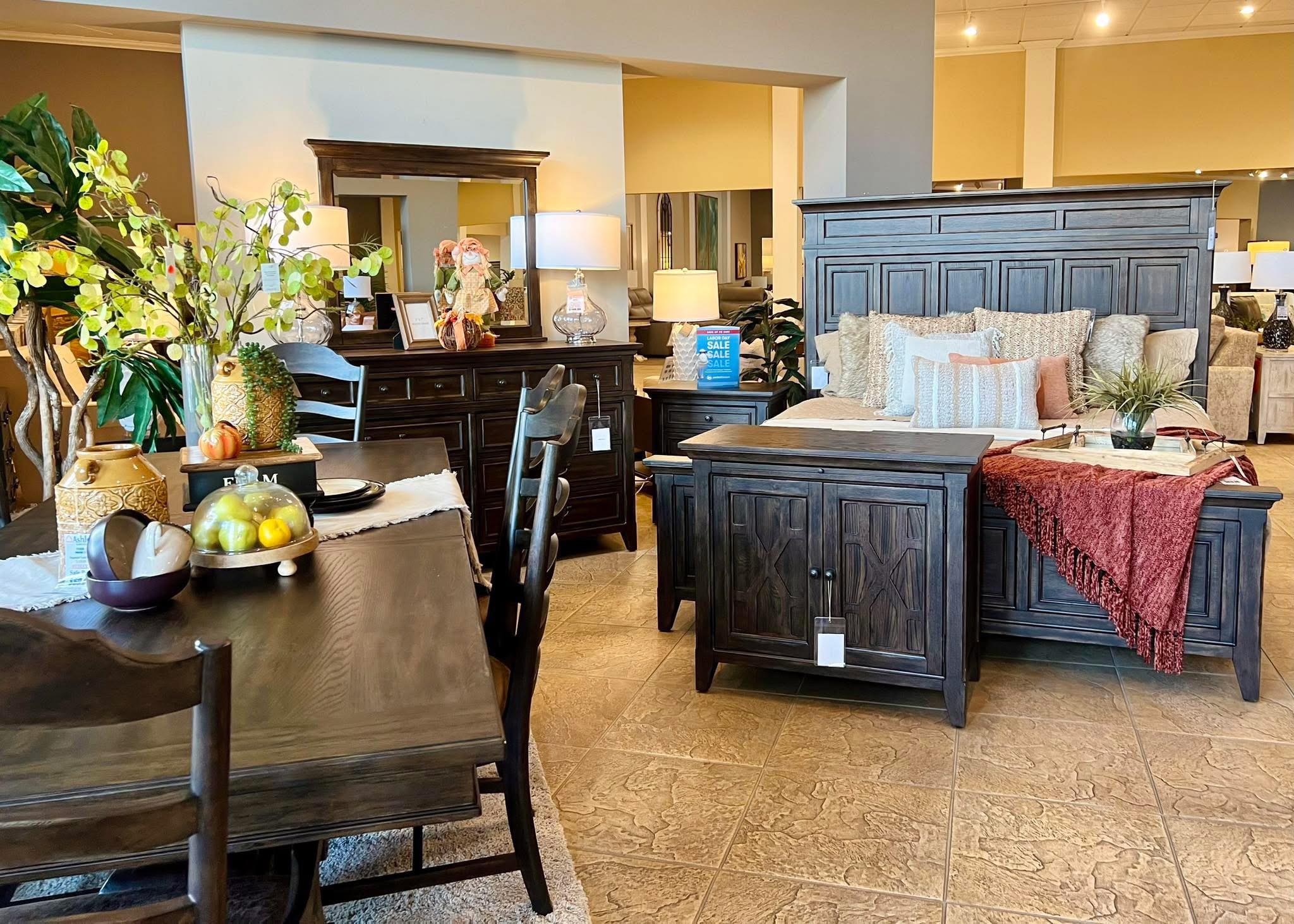 Higdon Furniture, Murray KY